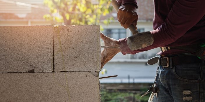 Élever votre jardin : la maçonnerie pour créer de la hauteur et de la profondeur