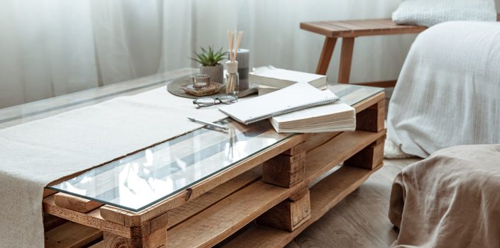 Comment construire une table en palette pour le jardin ?