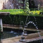 6 conseils pour réussir l’éclairage d’une fontaine de jardin