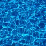 Comment installer des systèmes de chauffage pour les piscines extérieures ?