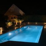 Installer des lumières sous-marines pour les piscines